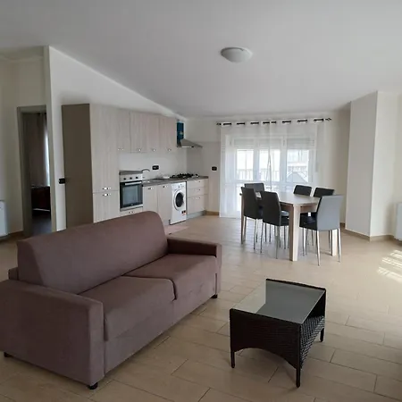 La Magnolia Bed & Breakfast Ciro Marina